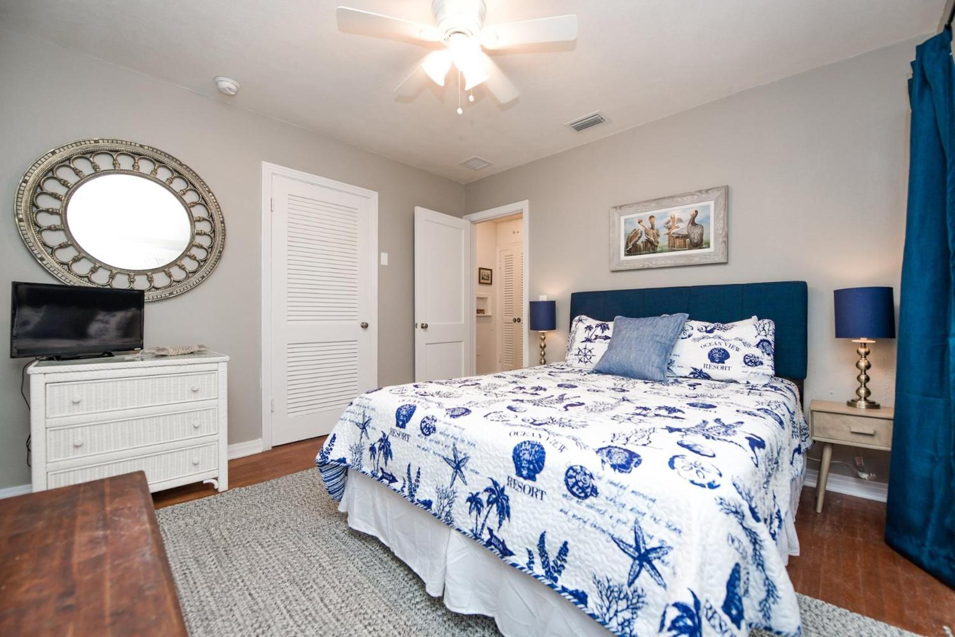 Casa - So Close Hear The Waves Historic W Gear Holiday home Anna Maria